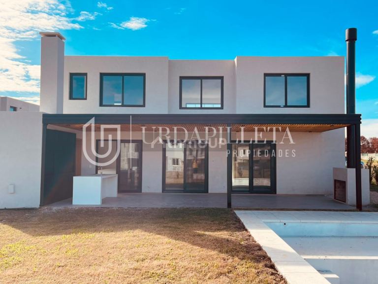 Casa en Venta en Pilar, G.B.A. Zona Norte