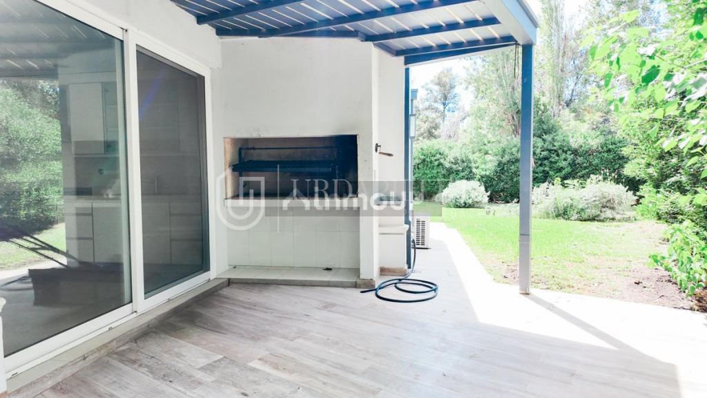 Casa en Alquiler en Pilar, G.B.A. Zona Norte
