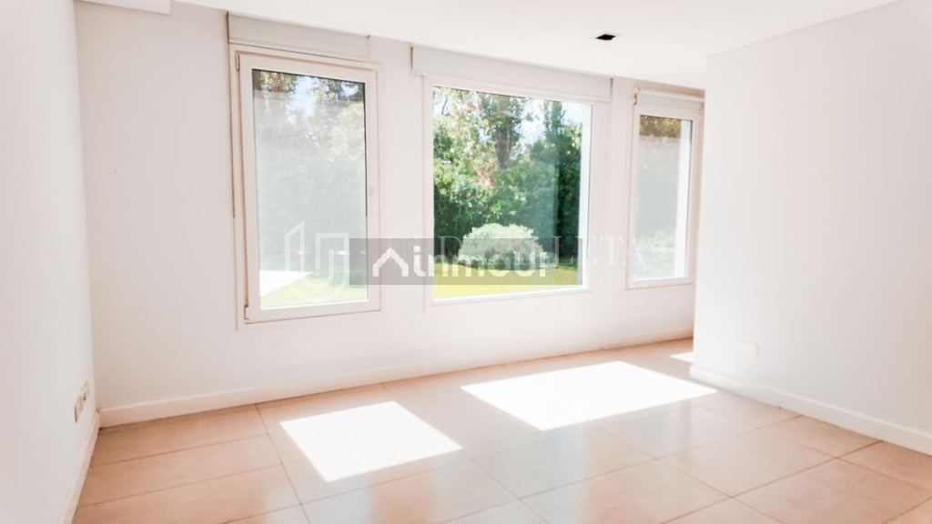 Casa en Alquiler en Pilar, G.B.A. Zona Norte