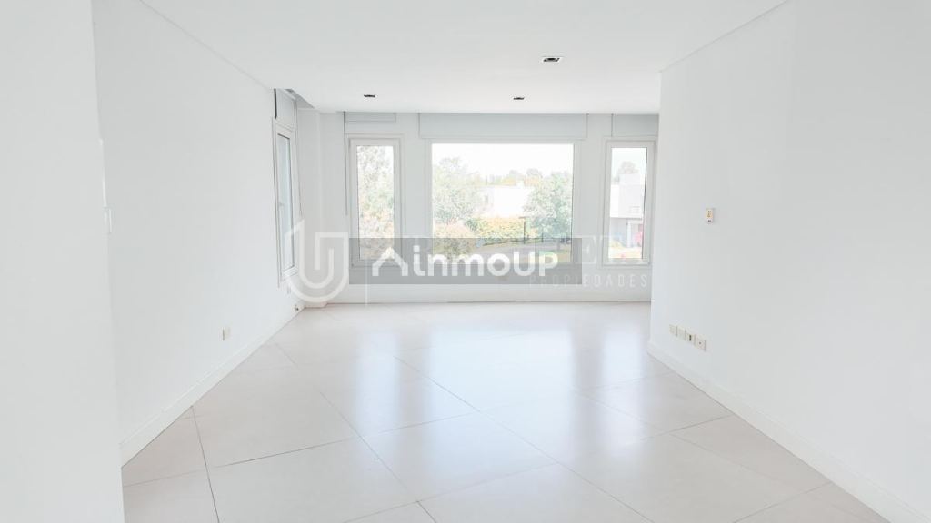 Casa en Alquiler en Pilar, G.B.A. Zona Norte