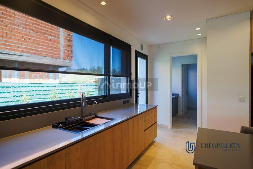 Casa en Alquiler en Pilar, G.B.A. Zona Norte