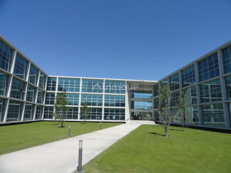 Oficina en Venta en Pilar, G.B.A. Zona Norte