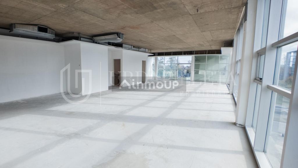 Oficina en Venta en Pilar, G.B.A. Zona Norte