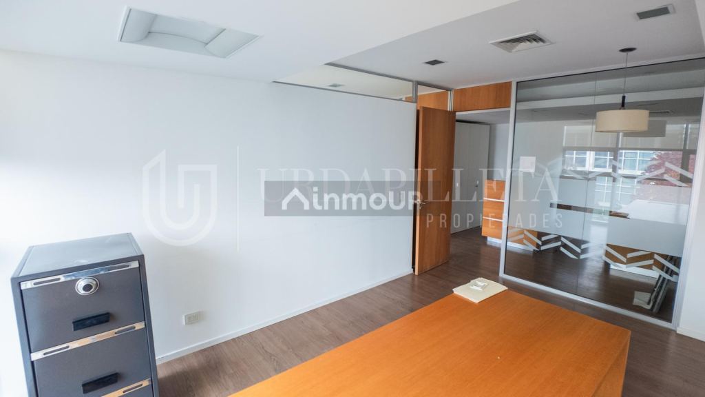 Oficina en Alquiler en Pilar, G.B.A. Zona Norte