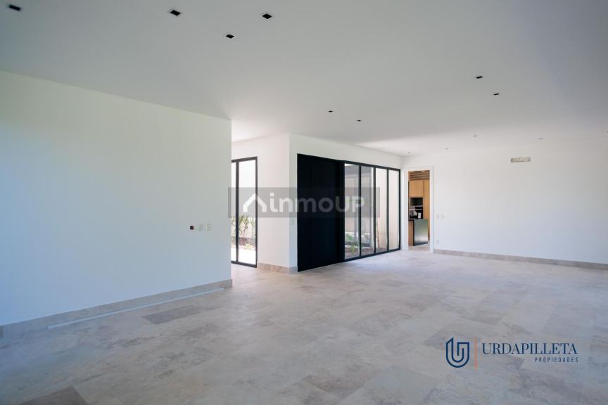 Casa en Alquiler en Pilar, G.B.A. Zona Norte