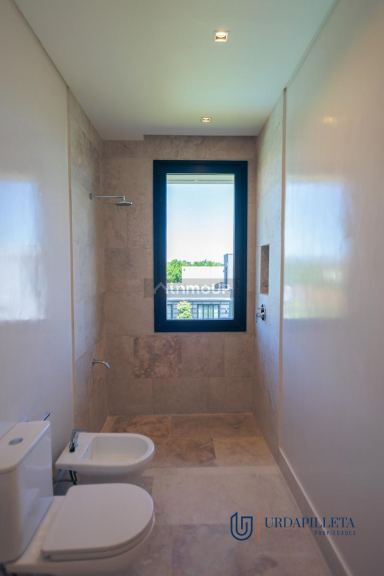 Casa en Alquiler en Pilar, G.B.A. Zona Norte