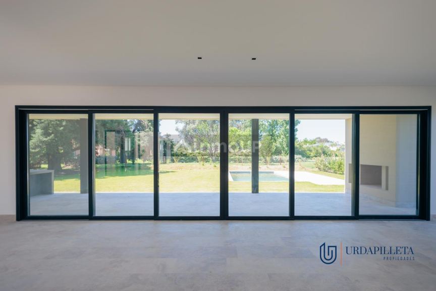 Casa en Alquiler en Pilar, G.B.A. Zona Norte