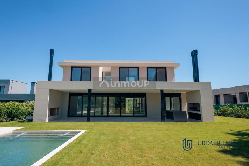 Casa en Alquiler en Pilar, G.B.A. Zona Norte