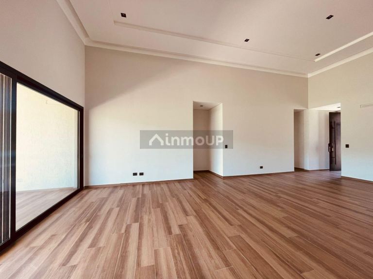 Casa en Venta en Pilar, G.B.A. Zona Norte