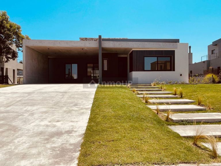 Casa en Venta en Pilar, G.B.A. Zona Norte