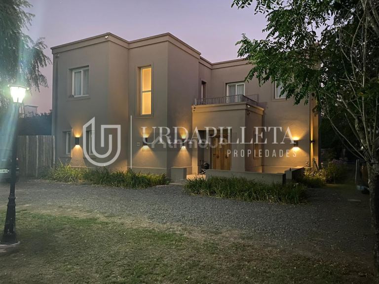 Casa en Venta en Pilar, G.B.A. Zona Norte