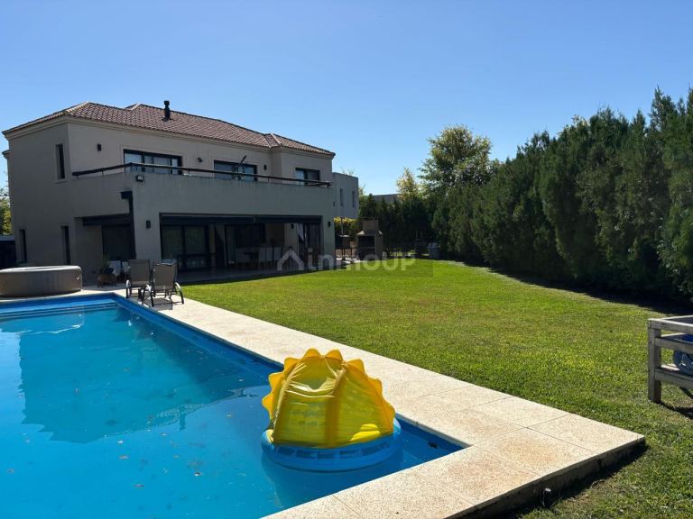 Casa en Venta en Pilar, G.B.A. Zona Norte