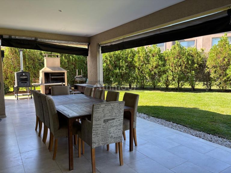 Casa en Venta en Pilar, G.B.A. Zona Norte