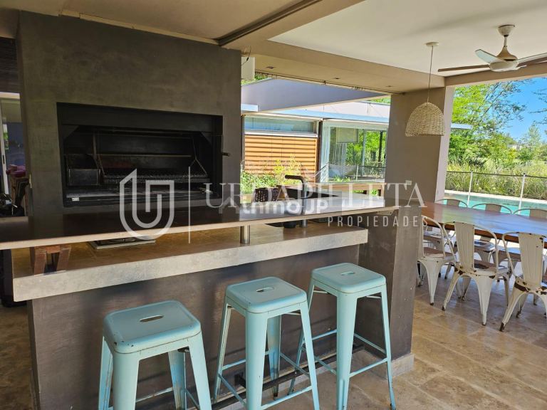 Casa en Alquiler en Pilar, G.B.A. Zona Norte