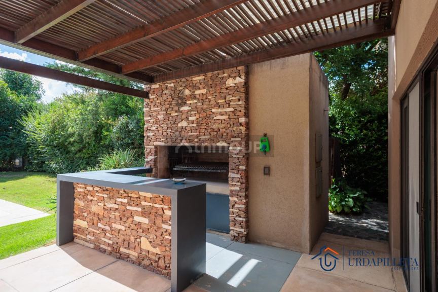 Casa en Venta en Malvinas Argentinas, G.B.A. Zona Norte