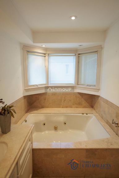 Casa en Venta en Malvinas Argentinas, G.B.A. Zona Norte