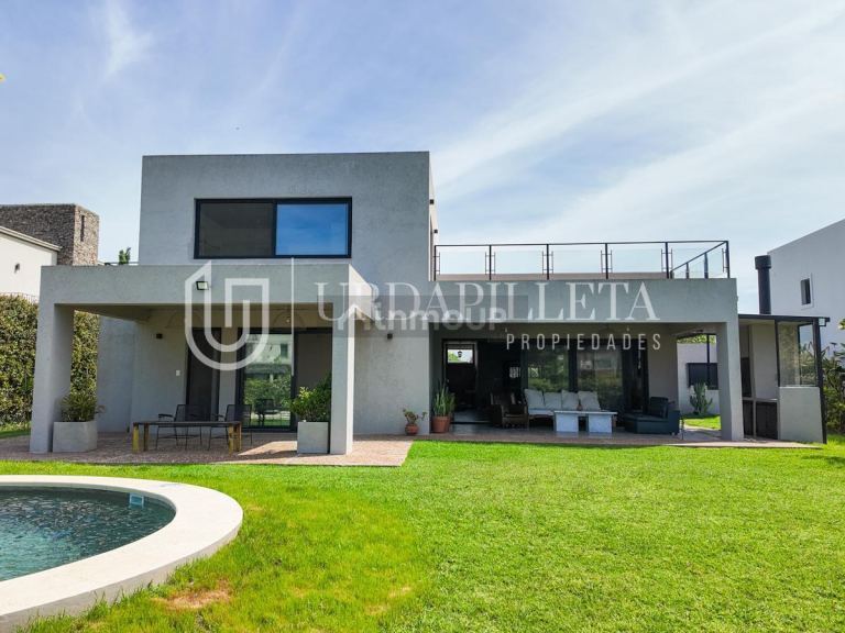 Casa en Venta en Pilar, G.B.A. Zona Norte
