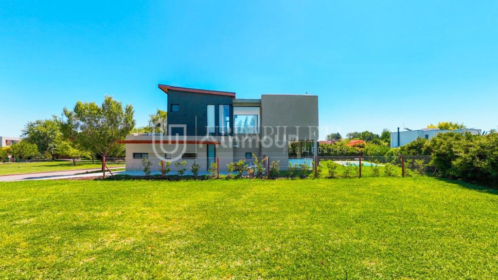 Casa en Venta en Pilar, G.B.A. Zona Norte