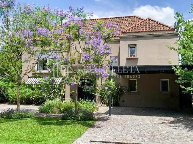 Casa en Venta en Pilar, G.B.A. Zona Norte
