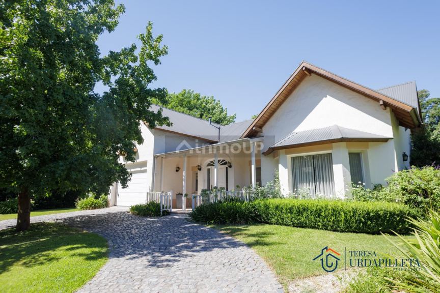 Casa en Venta en Malvinas Argentinas, G.B.A. Zona Norte