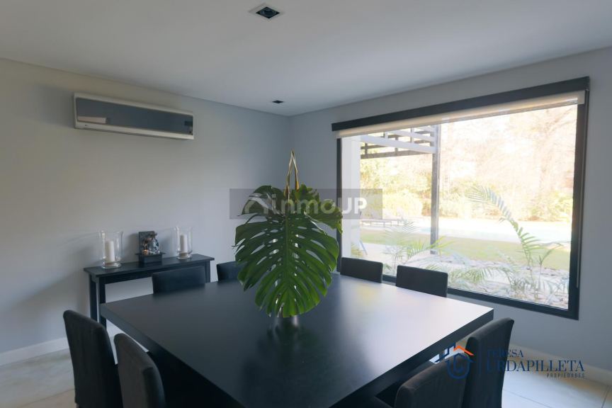 Casa en Venta en Malvinas Argentinas, G.B.A. Zona Norte