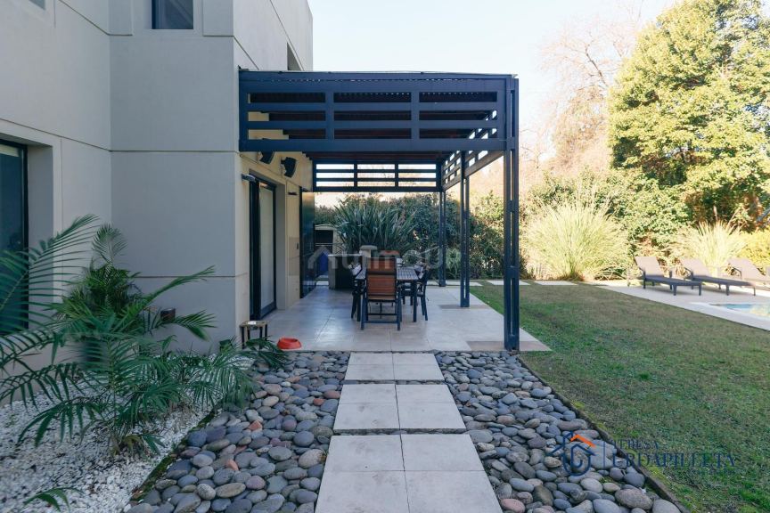 Casa en Venta en Malvinas Argentinas, G.B.A. Zona Norte