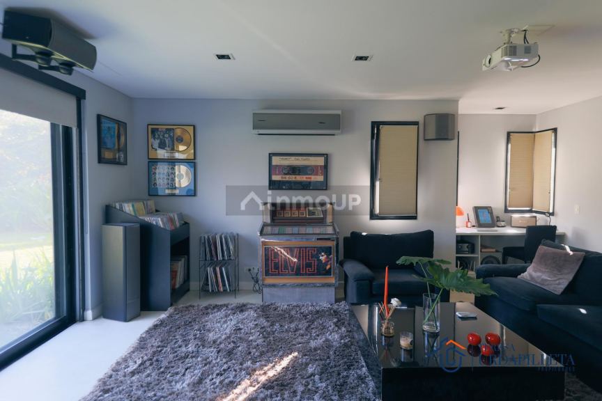 Casa en Venta en Malvinas Argentinas, G.B.A. Zona Norte