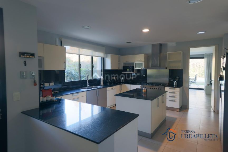 Casa en Venta en Malvinas Argentinas, G.B.A. Zona Norte
