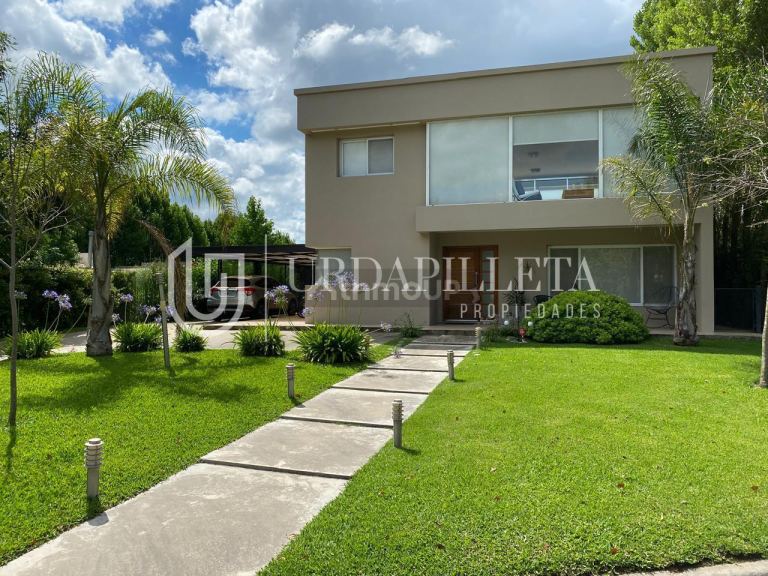 Casa en Venta en Pilar, G.B.A. Zona Norte