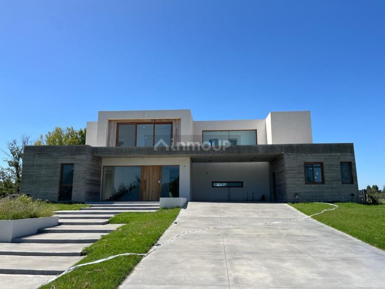 Casa en Venta en Pilar, G.B.A. Zona Norte