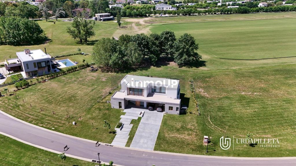 Casa en Venta en Pilar, G.B.A. Zona Norte