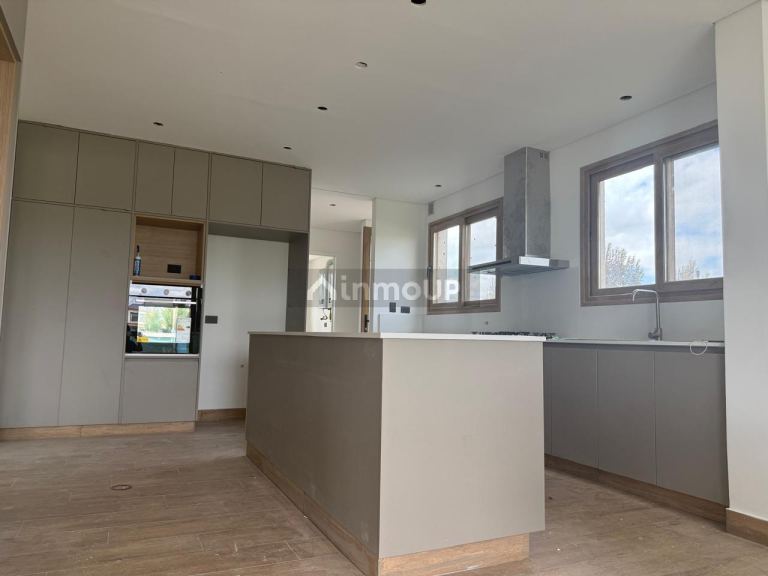 Casa en Venta en Pilar, G.B.A. Zona Norte