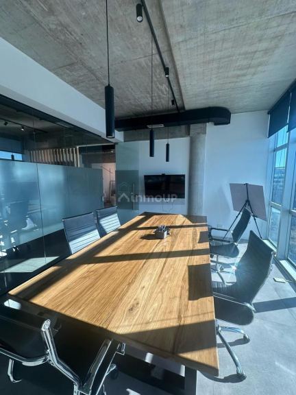 Oficina en Venta en Pilar, G.B.A. Zona Norte