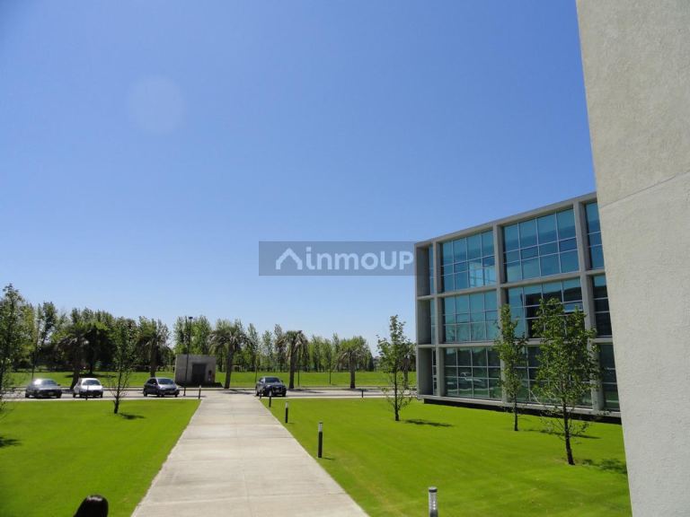Oficina en Alquiler en Pilar, G.B.A. Zona Norte