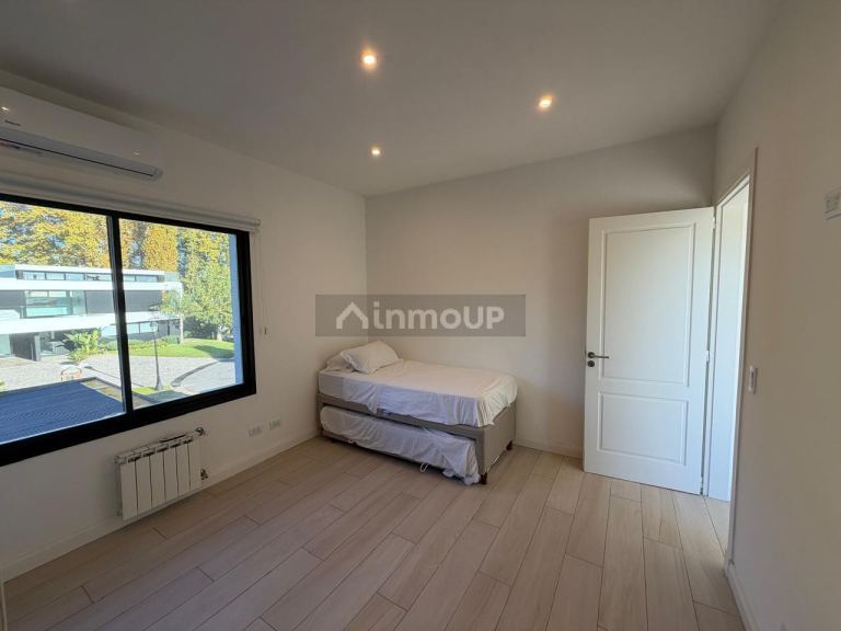 Casa en Venta en Pilar, G.B.A. Zona Norte