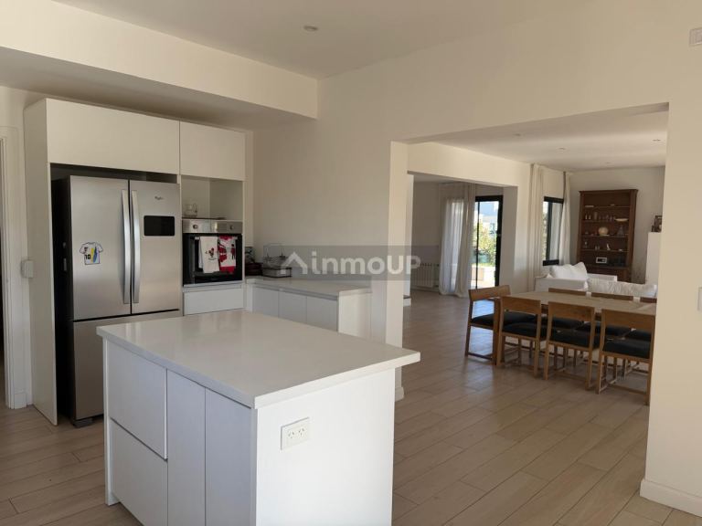Casa en Venta en Pilar, G.B.A. Zona Norte