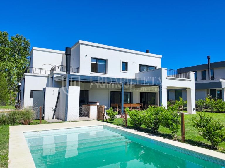 Casa en Venta en Pilar, G.B.A. Zona Norte