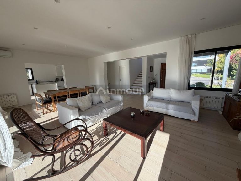 Casa en Venta en Pilar, G.B.A. Zona Norte