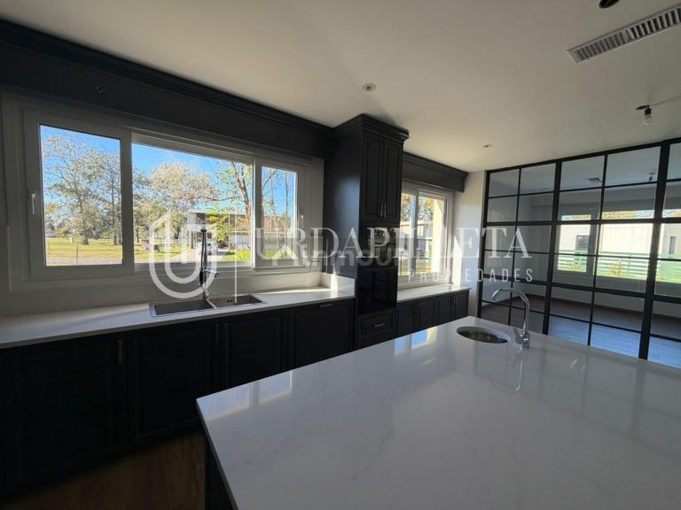 Casa en Venta en Pilar, G.B.A. Zona Norte
