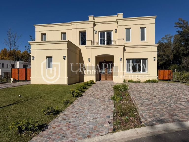 Casa en Venta en Pilar, G.B.A. Zona Norte