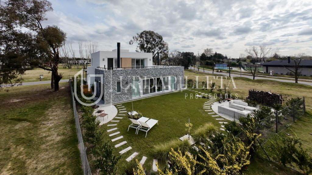 Casa en Venta en Pilar, G.B.A. Zona Norte