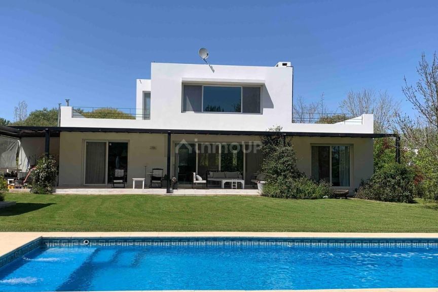 Casa en Venta en Pilar, G.B.A. Zona Norte