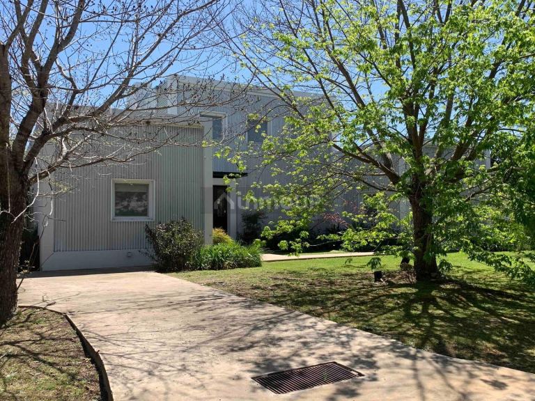 Casa en Venta en Pilar, G.B.A. Zona Norte