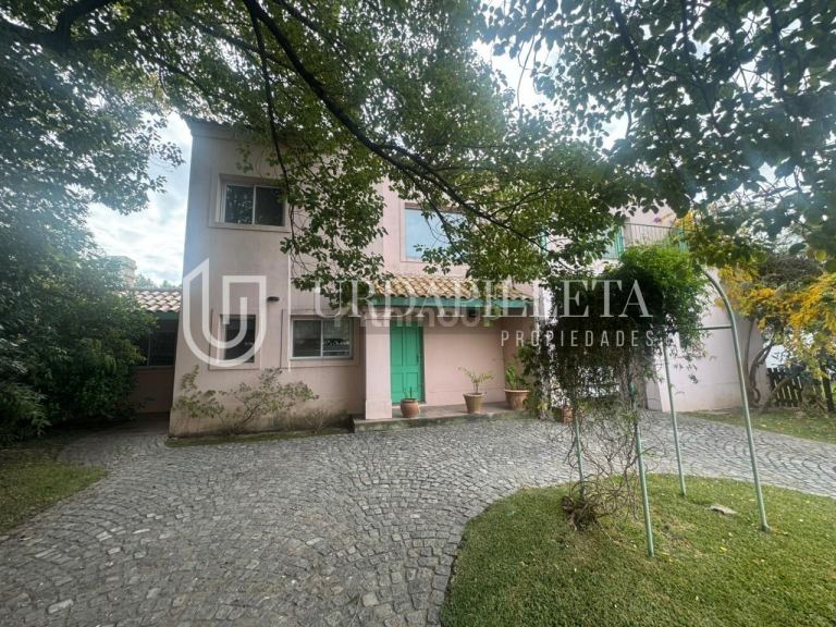 Casa en Venta en Pilar, G.B.A. Zona Norte