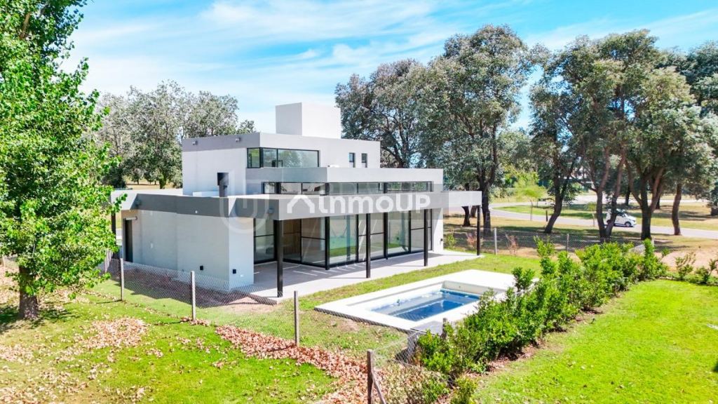 Casa en Venta en Pilar, G.B.A. Zona Norte
