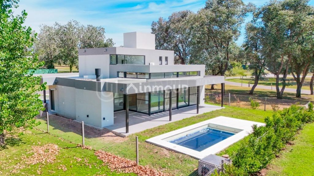 Casa en Venta en Pilar, G.B.A. Zona Norte