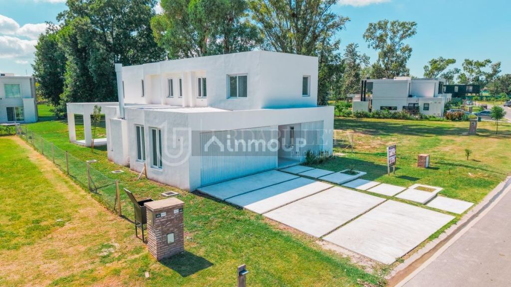 Casa en Venta en Pilar, G.B.A. Zona Norte
