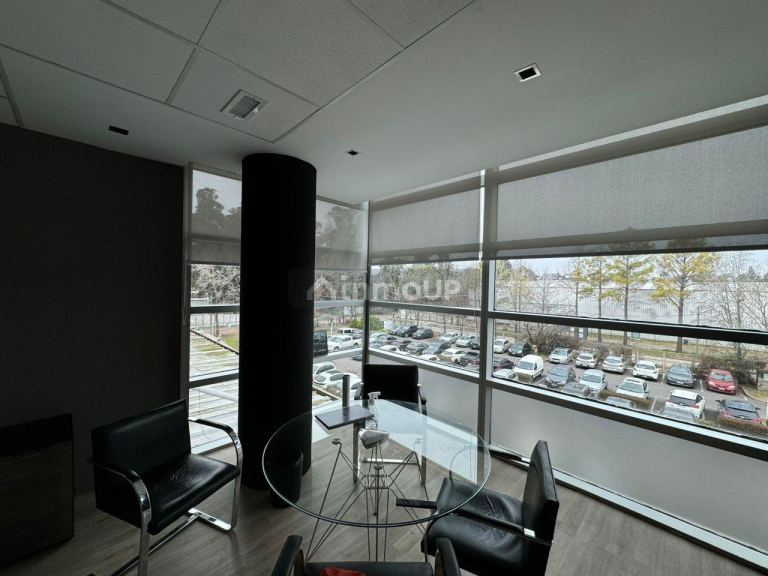 Oficina en Venta en Pilar, G.B.A. Zona Norte
