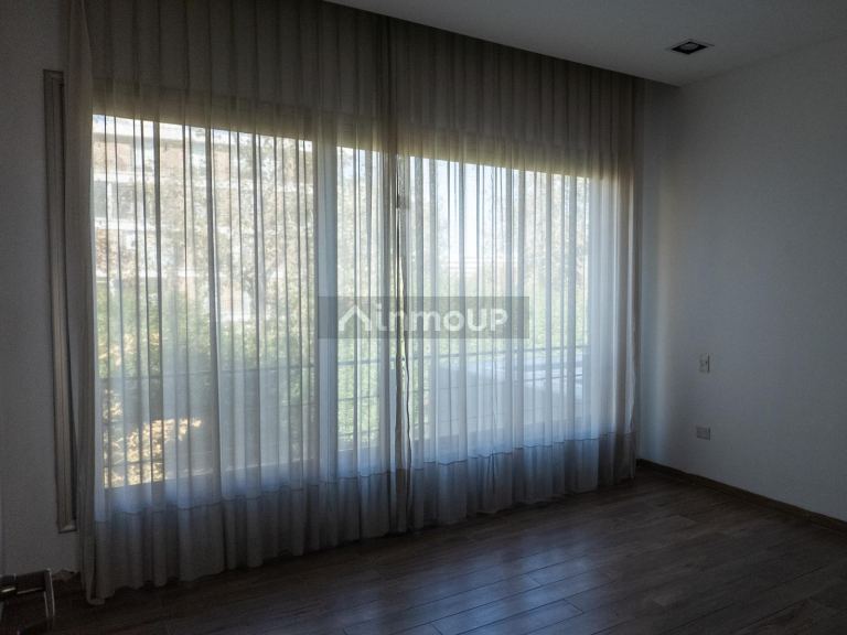 Casa en Venta en Pilar, G.B.A. Zona Norte