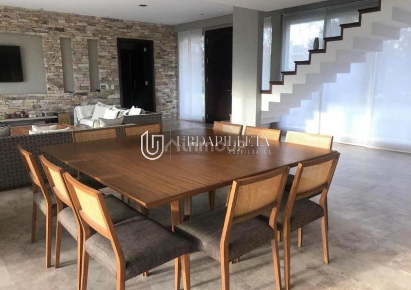 Casa en Venta en Pilar, G.B.A. Zona Norte